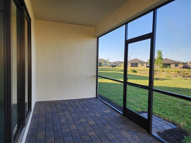 Building Photo - 14632 Palamos Cir