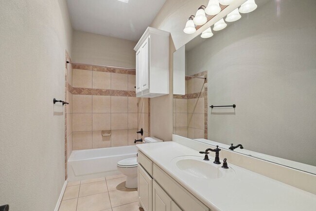 Building Photo - Custom Built Home with POOL