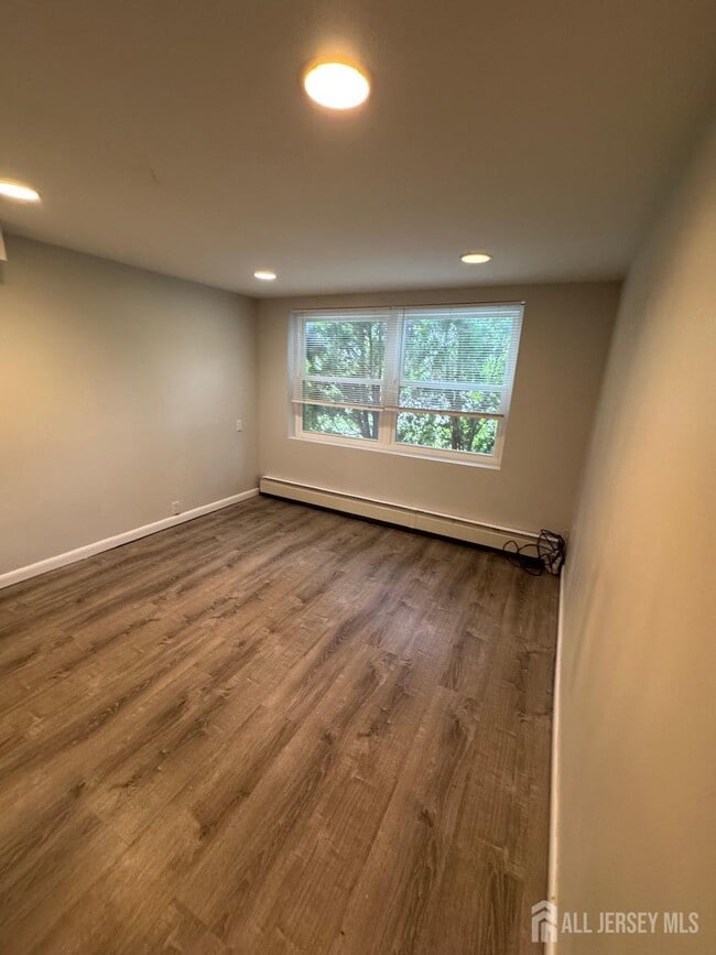 Building Photo - 1038 Kingsland Ln