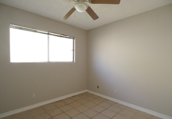 Building Photo - 1012 Fieldwood Dr