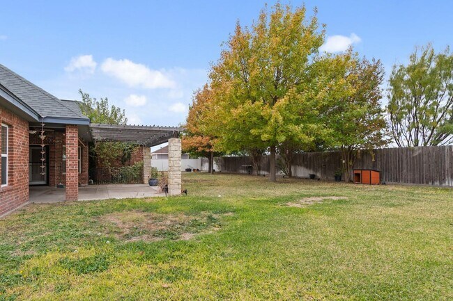 Building Photo - 302 Ceniza Ridge Dr