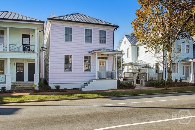 Primary Photo - 303 W Henry St