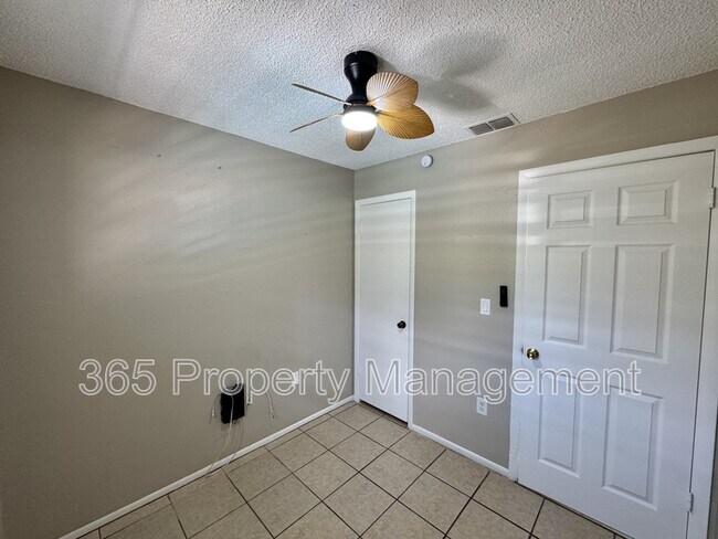Building Photo - 12484 Curry Dr