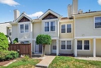 Building Photo - 1220 Whispering Hills Dr