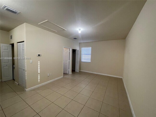 Building Photo - 17127 SW 96th St