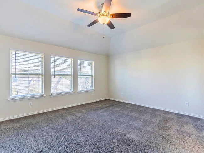 Building Photo - Spacious 4 Bedroom Home with 2 Car Garage in Boerne ISD