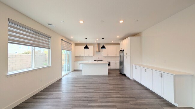 Building Photo - Gorgeous Home in Folsom Ranch