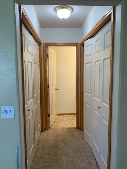 Building Photo - 2325 Merganser Dr