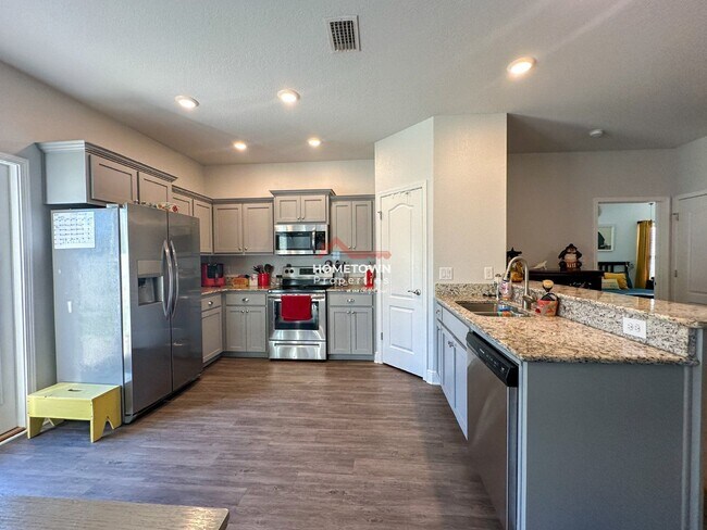 Building Photo - 3613 Conley Dr