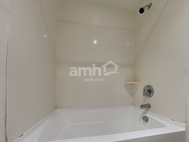 Building Photo - 4717 S Antonio