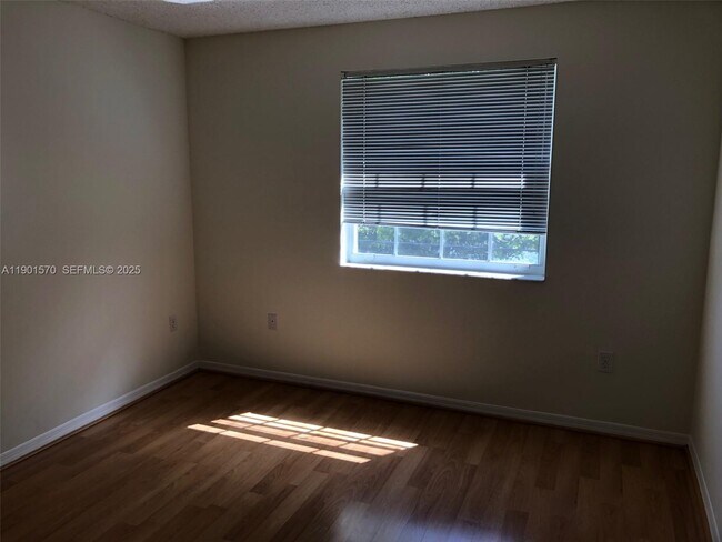 Building Photo - 11274 SW 64th Ln