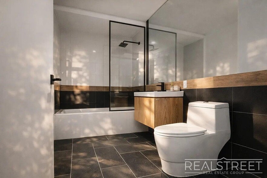 Building Photo - JOHNSON AVENUE