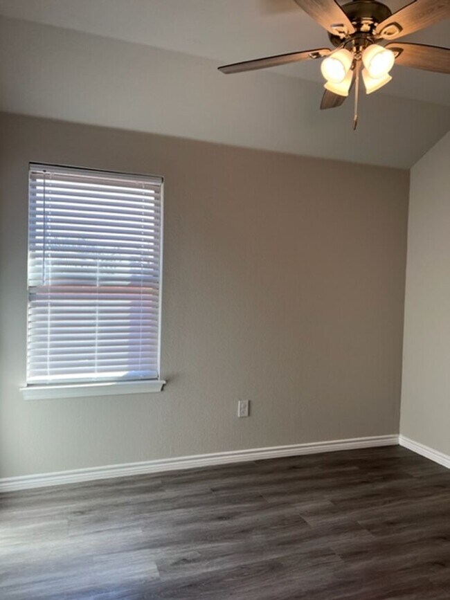 Building Photo - 2876 Melissa Ln