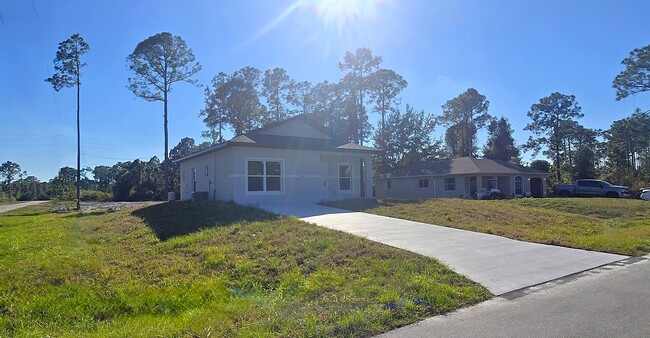 Building Photo - Brand new 2/2 in Lehigh Acres