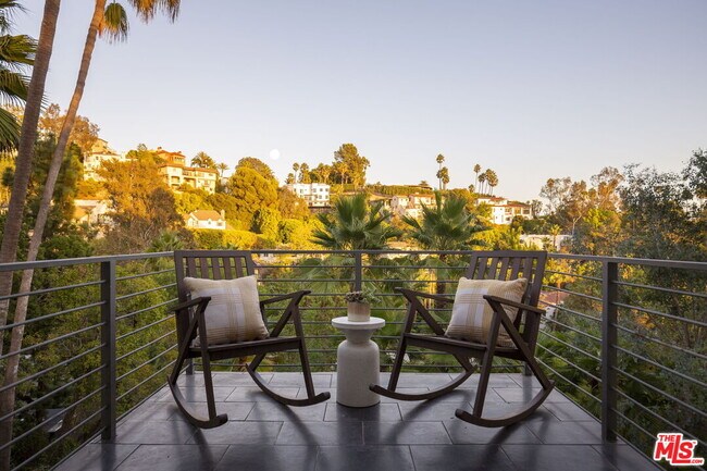 Building Photo - 5692 Holly Oak Dr