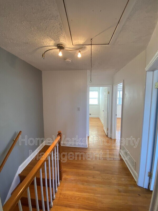 Building Photo - 1127 Deanwood Rd