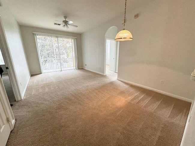 Building Photo - 8101 Coconut Palm Way