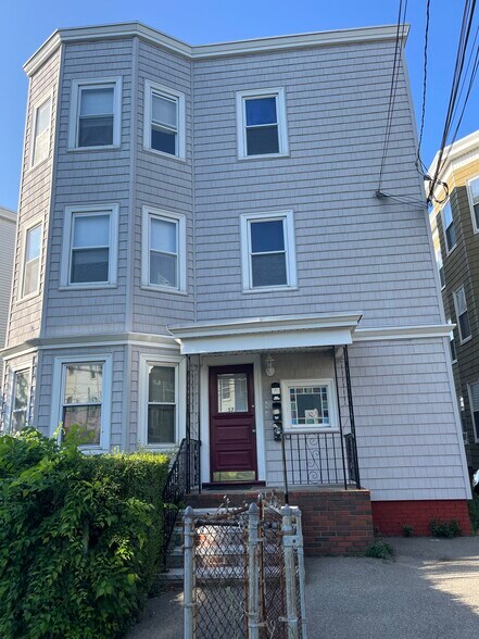 Building Photo - 57 Dimick St