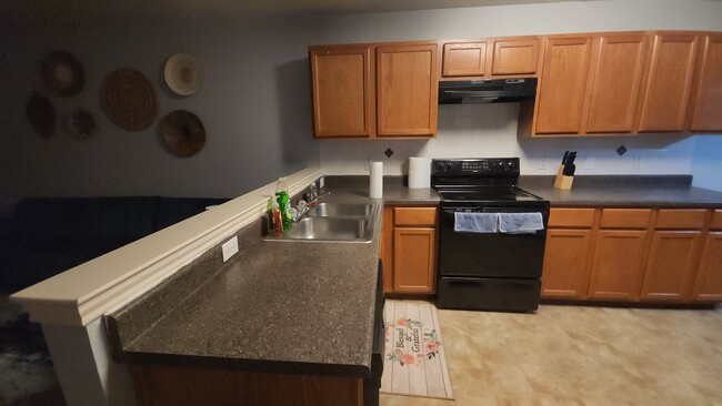 Kitchen Area - 2313 Terrace Dr