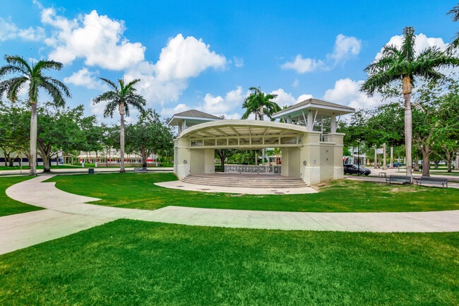 Building Photo - 2873 E Community Dr