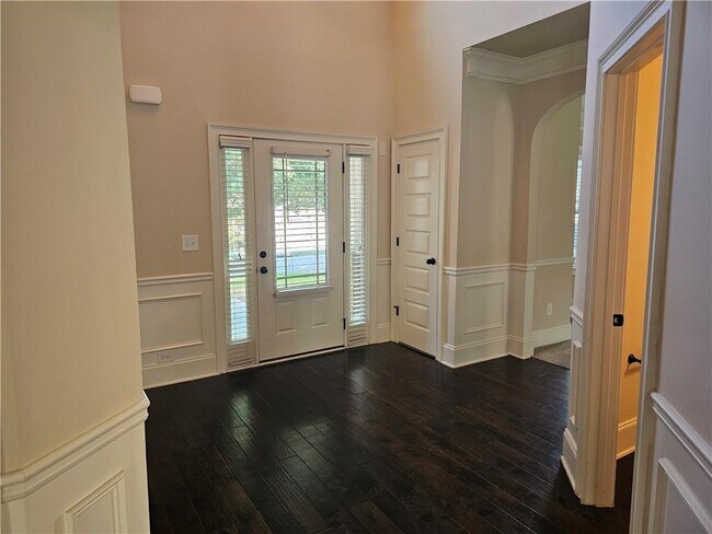 Building Photo - 1550 Horseshoe Creek Ln