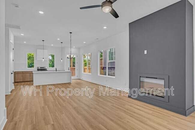 Building Photo - 3820 Tigerbelle Dr