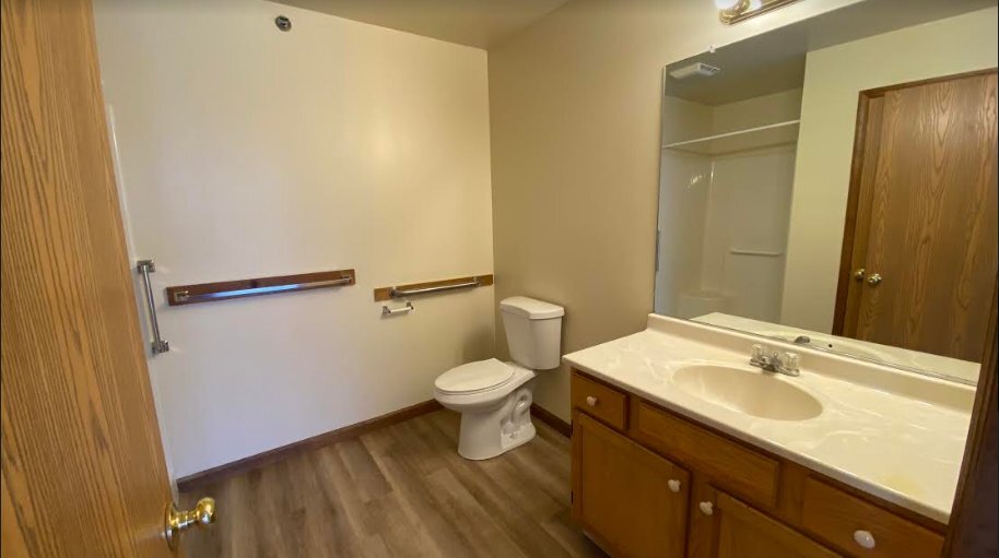 Building Photo - 1941 Western Ave