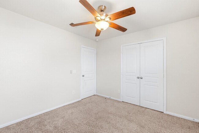 Building Photo - 15406 Grand Sage Dr