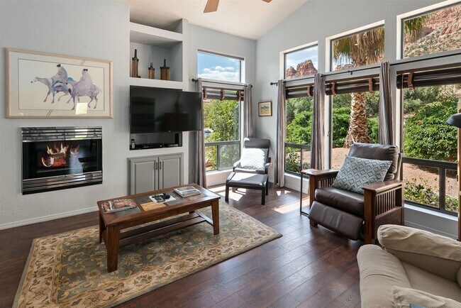 Building Photo - 155 Beaver Creek Dr