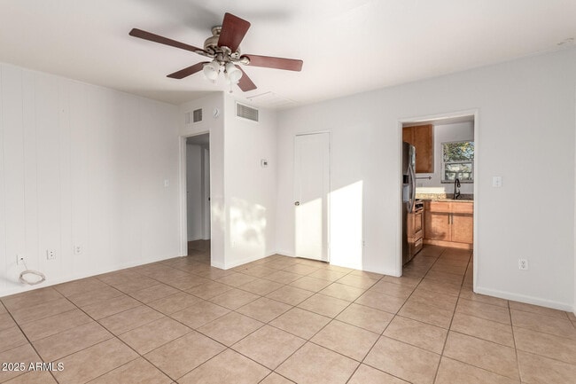 Building Photo - 1235 S Roosevelt St