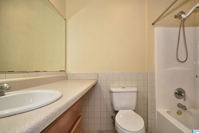 Building Photo - 1721 Maralyn Dr