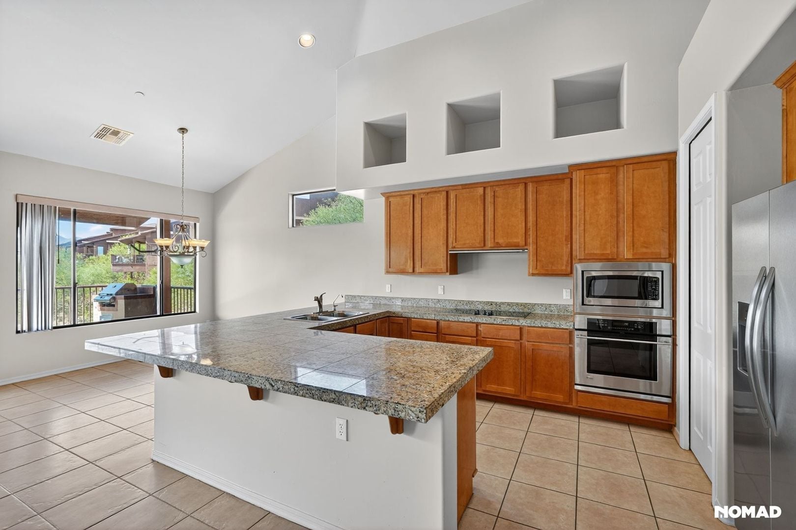 Building Photo - 16315 E Links Dr