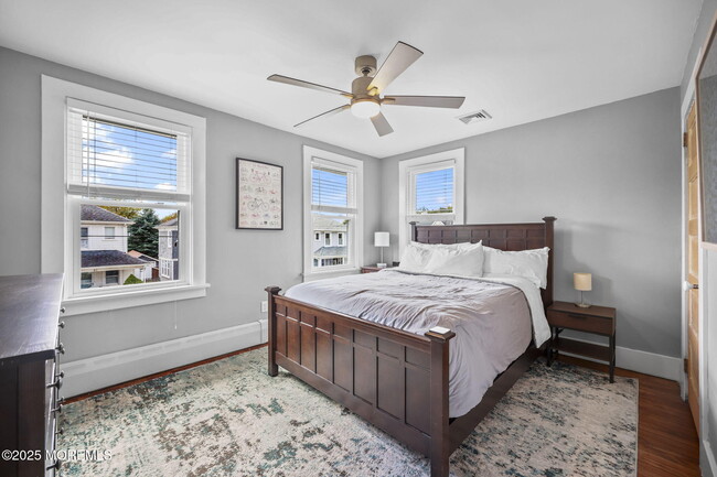 Building Photo - 50 Waverly Pl