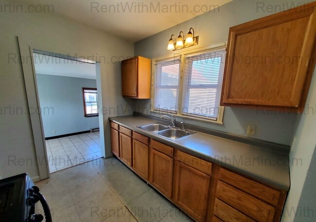 Building Photo - 500 Boston Ave