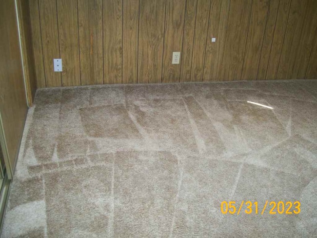 Building Photo - 13 Travertine Ln