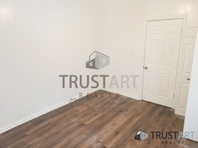Building Photo - 4917 Greene St