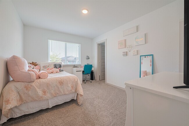 Building Photo - 28910 Yachting Pt Ct