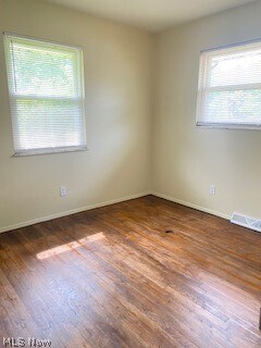 Building Photo - 184 Kenwood Ave