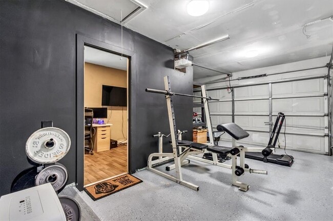 Building Photo - 206 Quail Cir