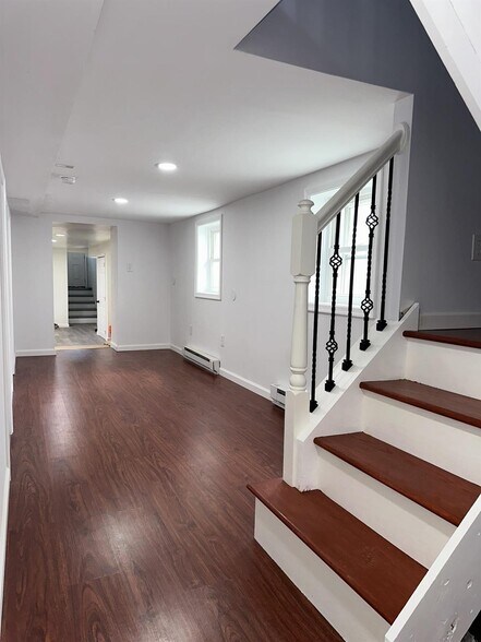 Building Photo - 220 Lafayette Ave