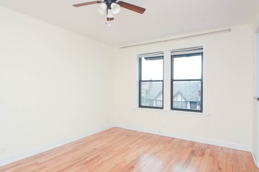 Building Photo - 366 Park Ave