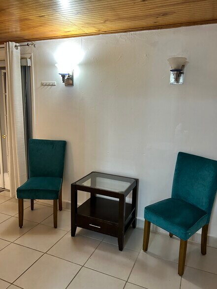 Dining Room - 5701 SW 24th St