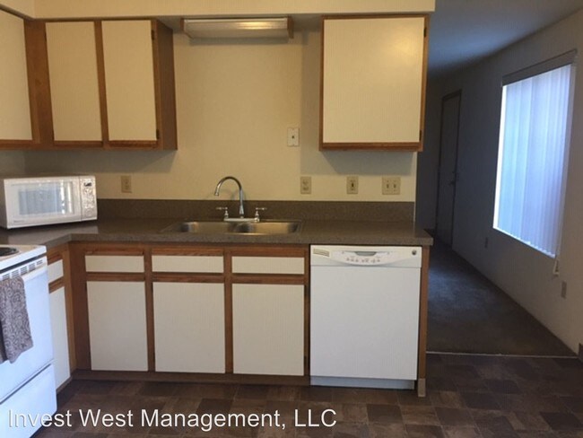 Building Photo - 1811 Kingsley Rd