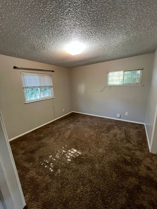 Building Photo - COMING SOON - CENTRALLY LOCATED - UPGRADED...