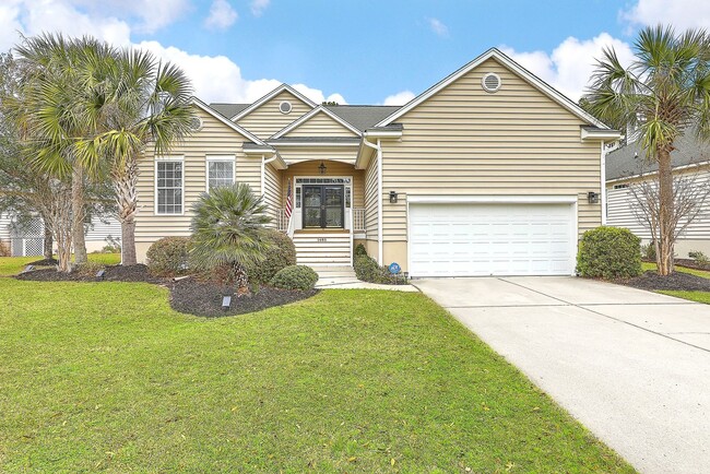 Primary Photo - FULLY FURNISHED Mount Pleasant Home! 6 mon...