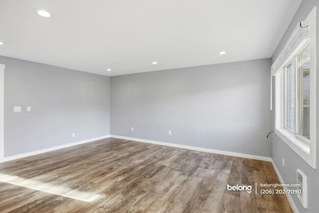 Building Photo - 20024 30th Ave S