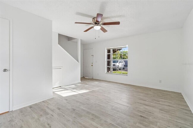 Building Photo - 5182 Sunridge Palms Dr