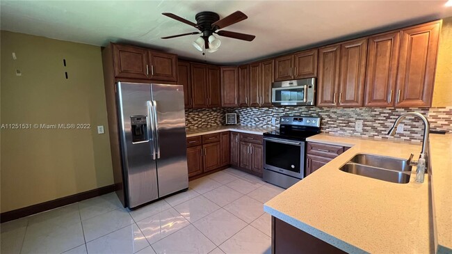 Building Photo - 26831 SW 119th Ct