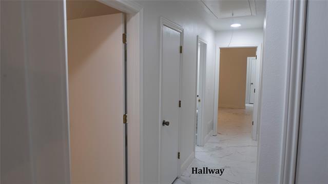 Building Photo - 2300 Monticello Cir