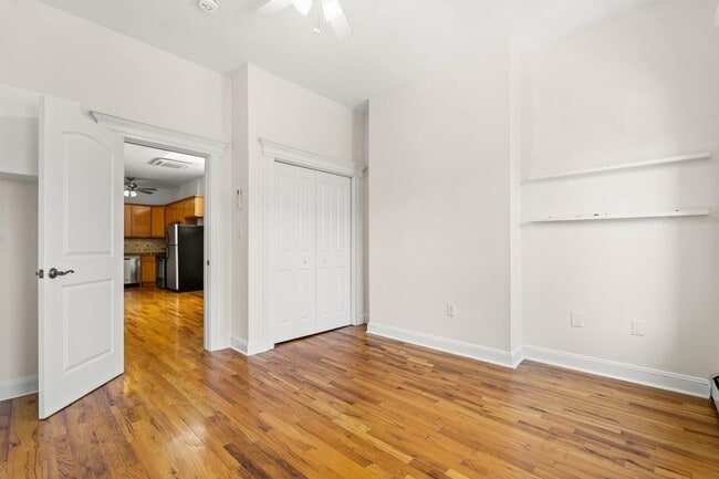 Building Photo - 349 7th St